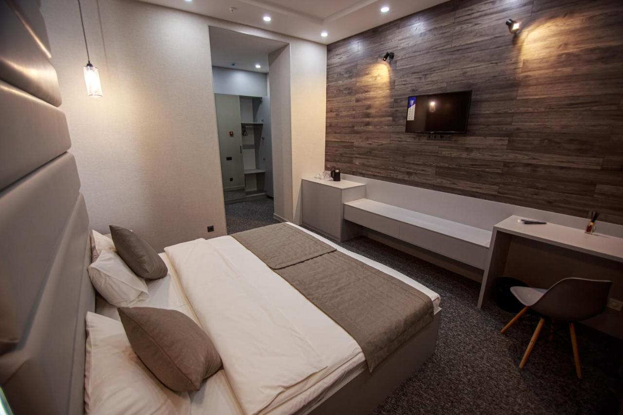 Terrasse Hotel & Bar Бишкек Экстерьер фото