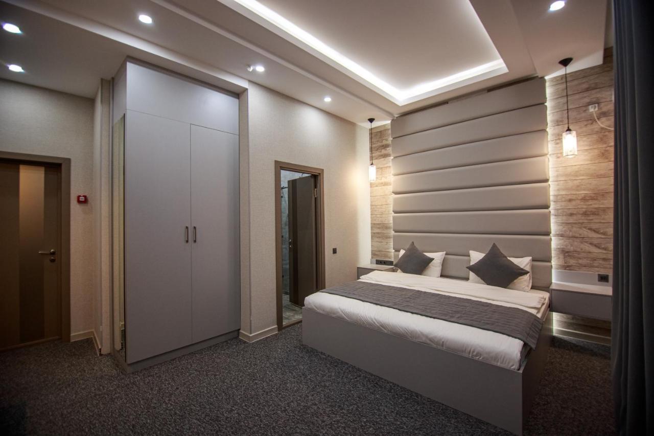 Terrasse Hotel & Bar Бишкек Экстерьер фото