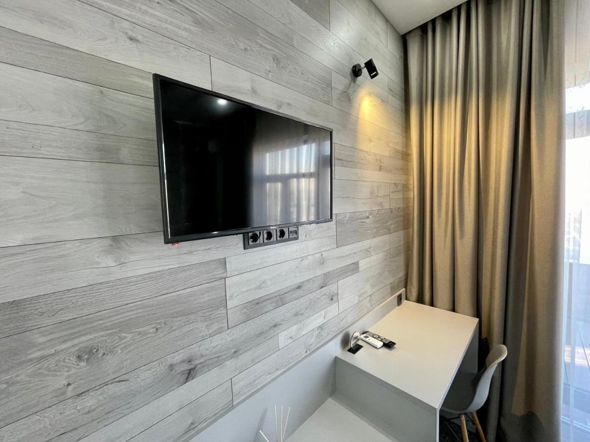 Terrasse Hotel & Bar Бишкек Экстерьер фото